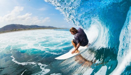 谷爱凌再创历史 自由式滑雪世锦赛勇夺双金