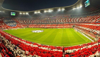 前曼联助教公开质疑，红魔夏窗错失埃米利亚诺·马丁内斯，英超专家型门将本可填补关键短板