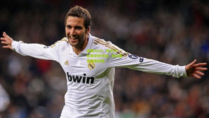 温网2024，阿尔卡拉斯逆转夺冠，斯瓦泰克首度封后