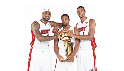 F1大奖赛西班牙站，维斯塔潘强势夺冠，汉密尔顿策略失误憾失领奖台