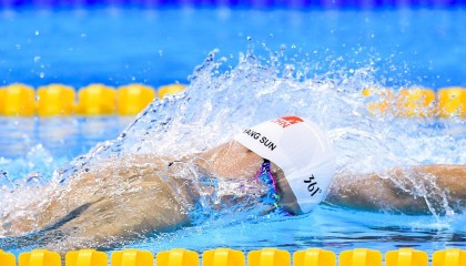 阿尔卡拉斯强势晋级温网四强 新生代天王剑指冠军