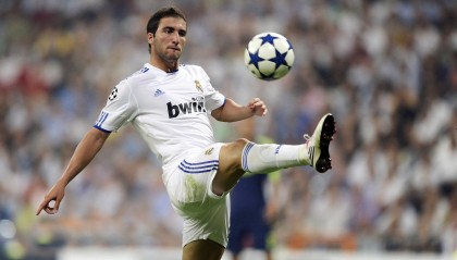 官方认证！苏比门迪惊天远射当选英超九月最佳进球